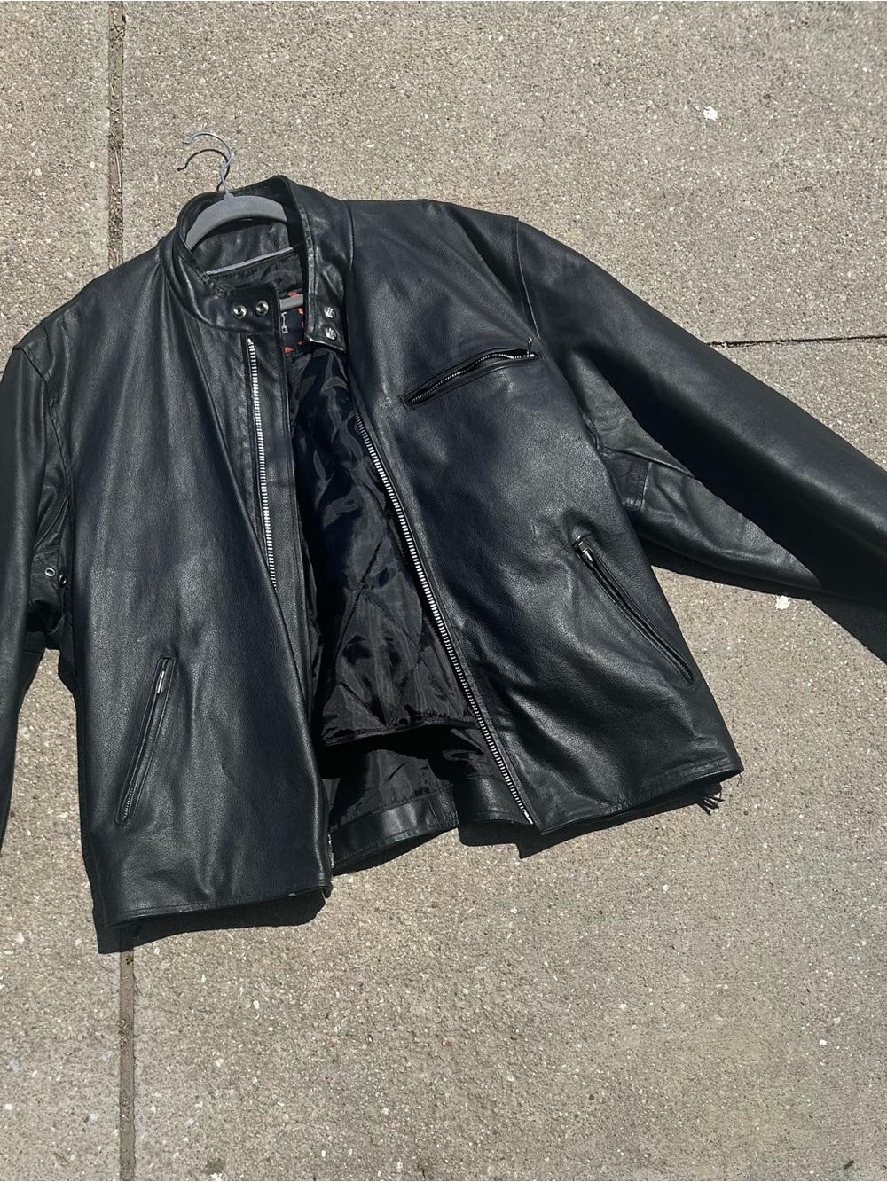Men's Black Leather Bomber Jacket - Classic Zip Front